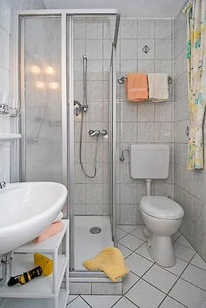 Warfthof Becker Apartamento Werdum